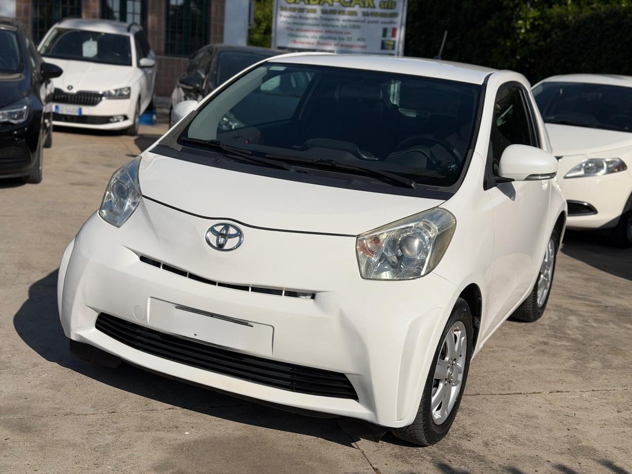 Toyota iQ 1.0 Sol