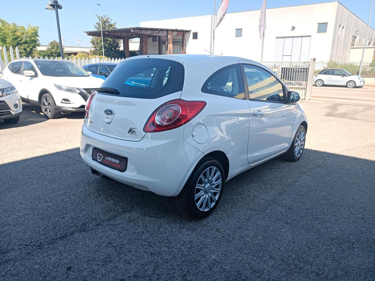 Ford Ka 1.3 TDCi 75CV Titanium