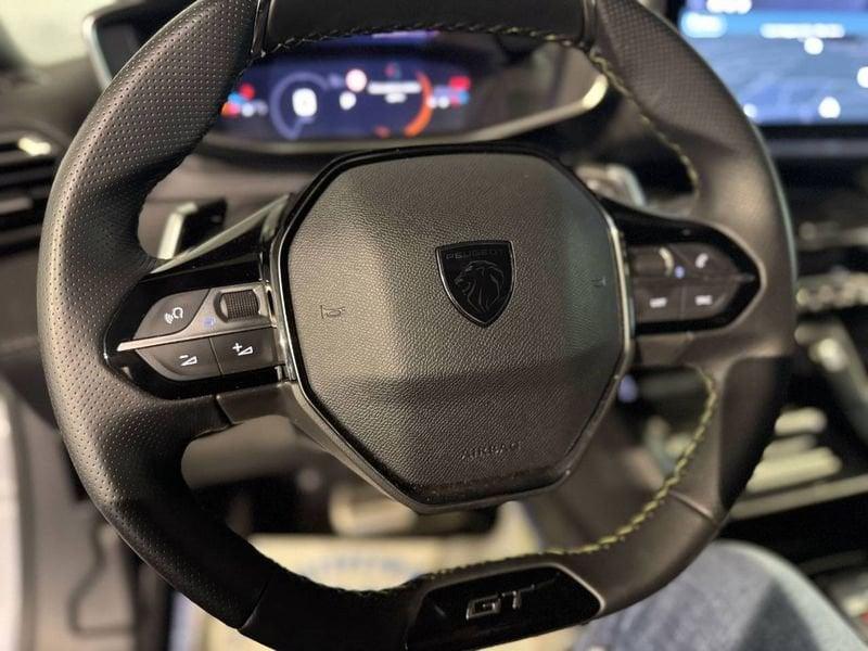 Peugeot 2008 2ª serie PureTech 130 S&S EAT8 GT