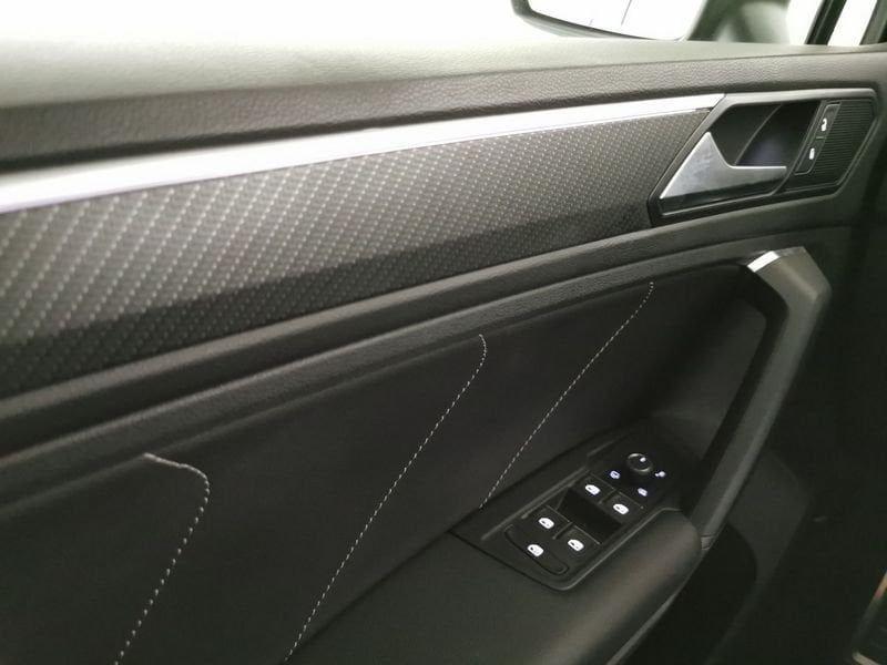 Volkswagen Tiguan 1.5 tsi R-Line 150cv dsg