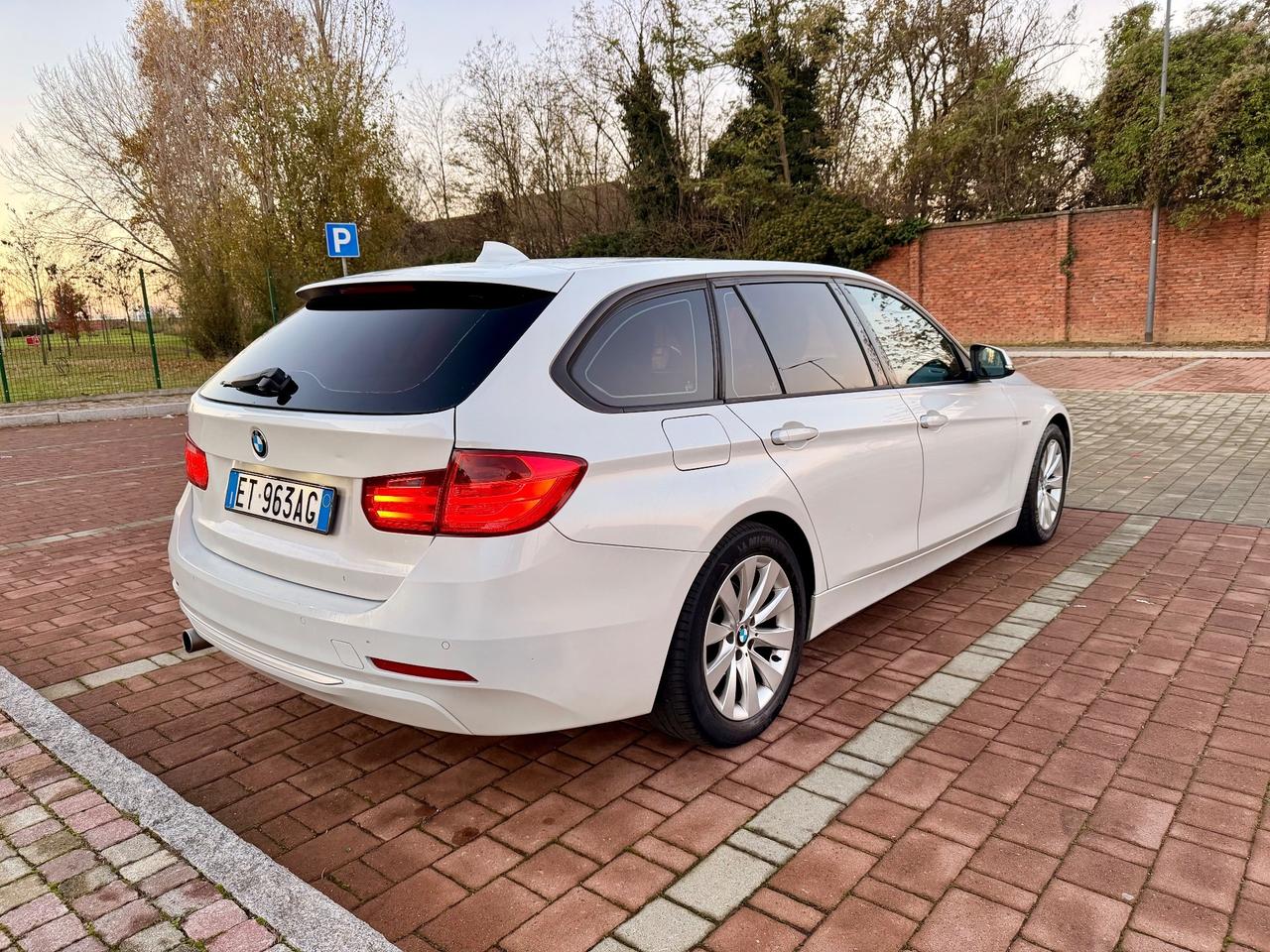 Bmw 318 318d Touring Msport