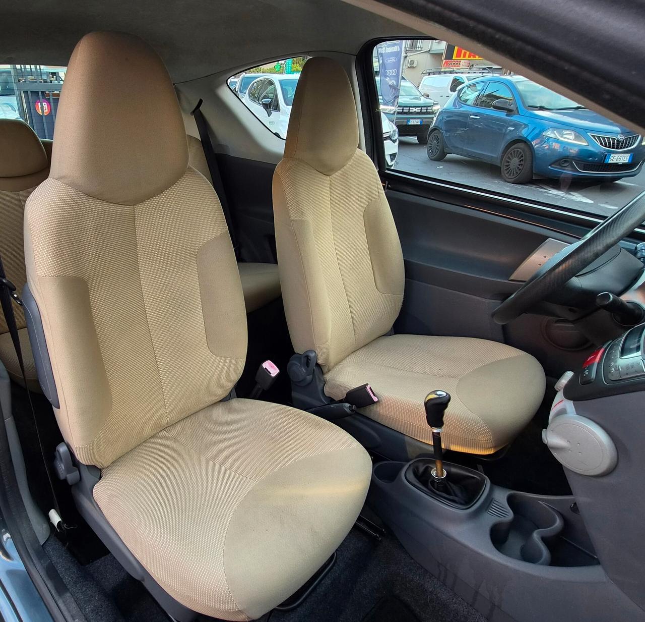 Peugeot 107 1.0 68CV 3p. Plaisir