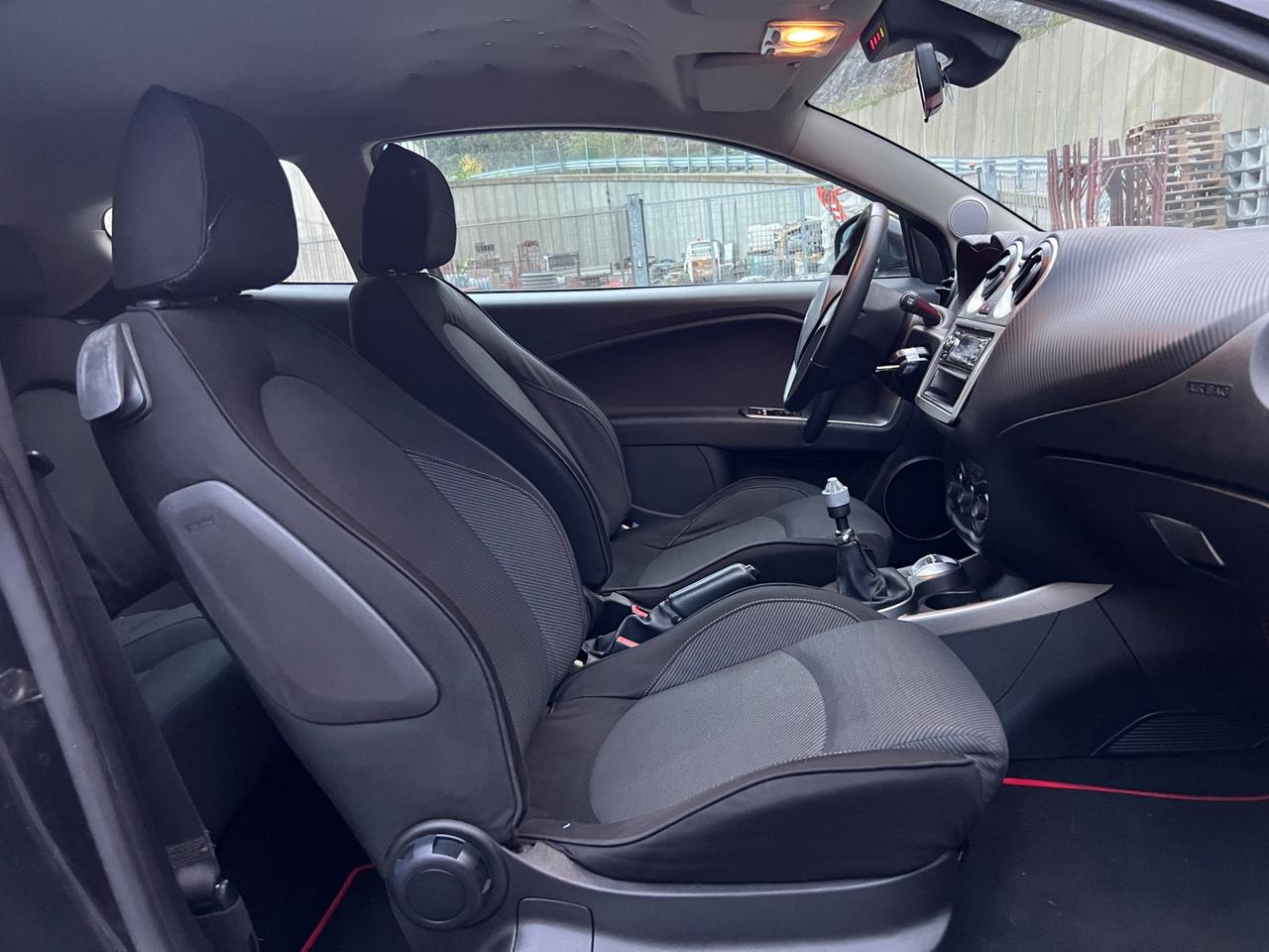 Alfa Romeo MiTo 1.6 JTDm 16V 120CV Distinctive Sport Pack