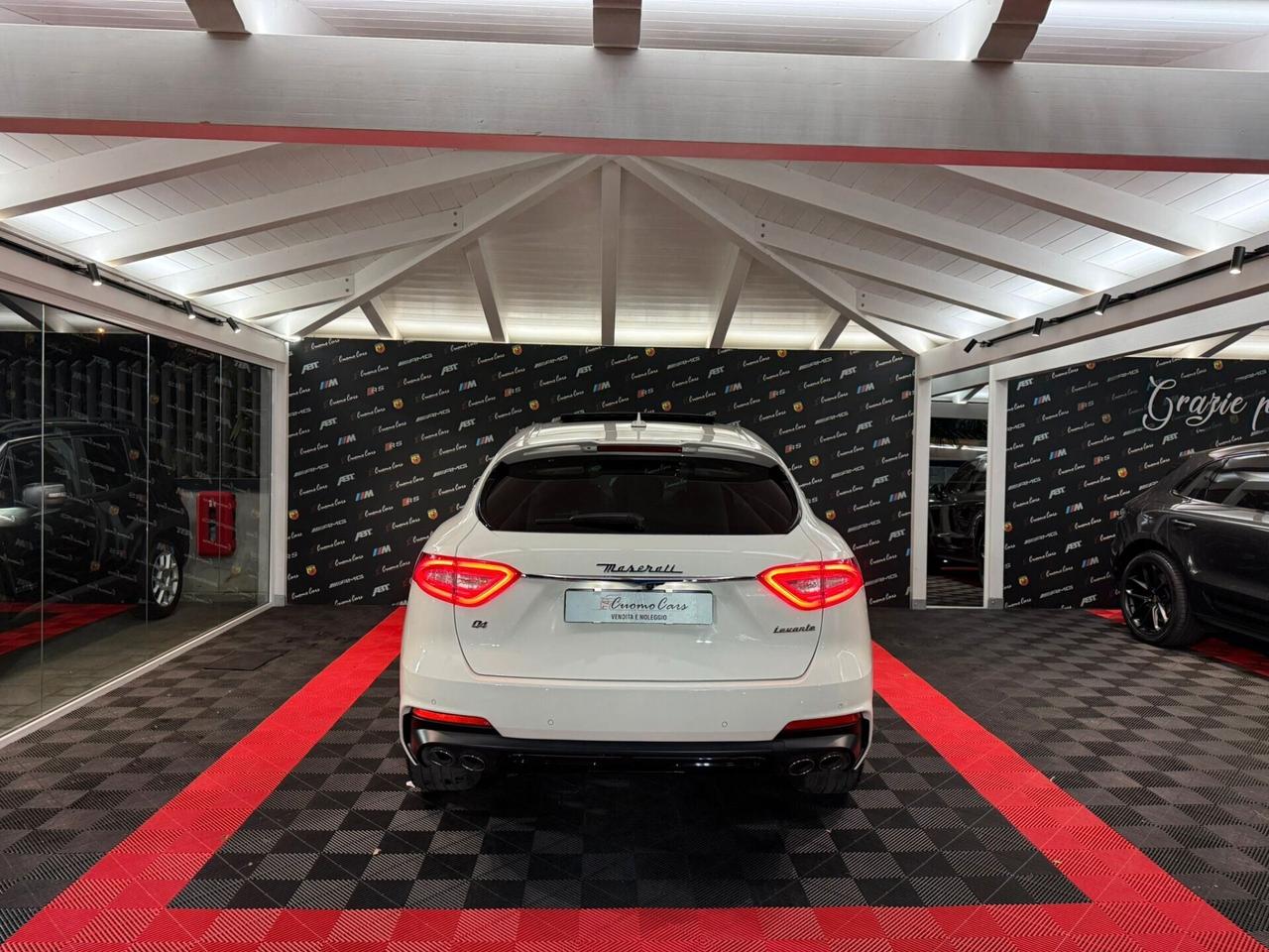 Maserati Levante V6 Diesel 275 CV Q4 Gransport