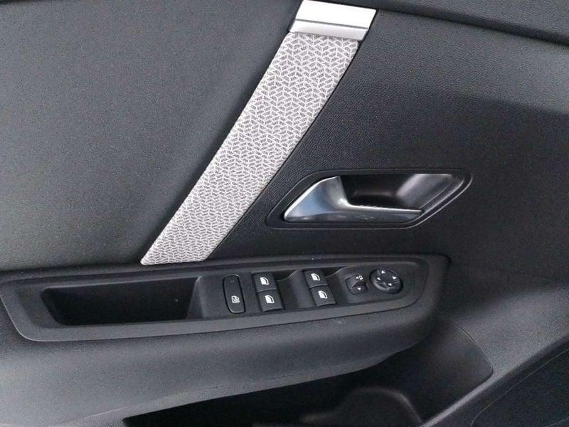 Citroën C4 1.2 puretech Plus s&s 130cv