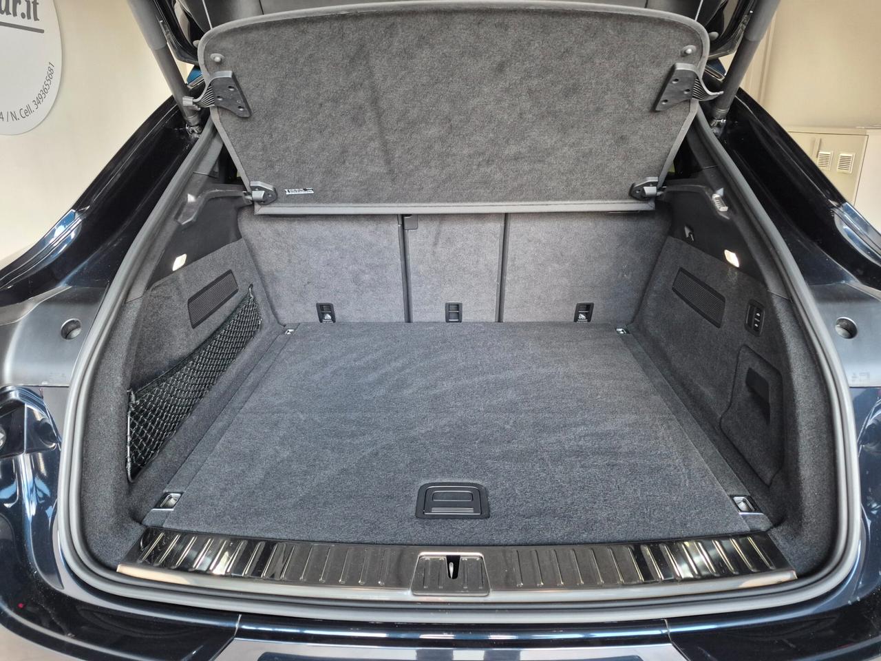 Porsche Cayenne COUPE' 3.0 E-HYBRID TIPTRONIC 462CV 5PORTE C.21 PINZE VERDI SOSP.ADATTIVE SED.ELETTRICI VENTILATI 18 VIE BOSE SCARICHI SPORT