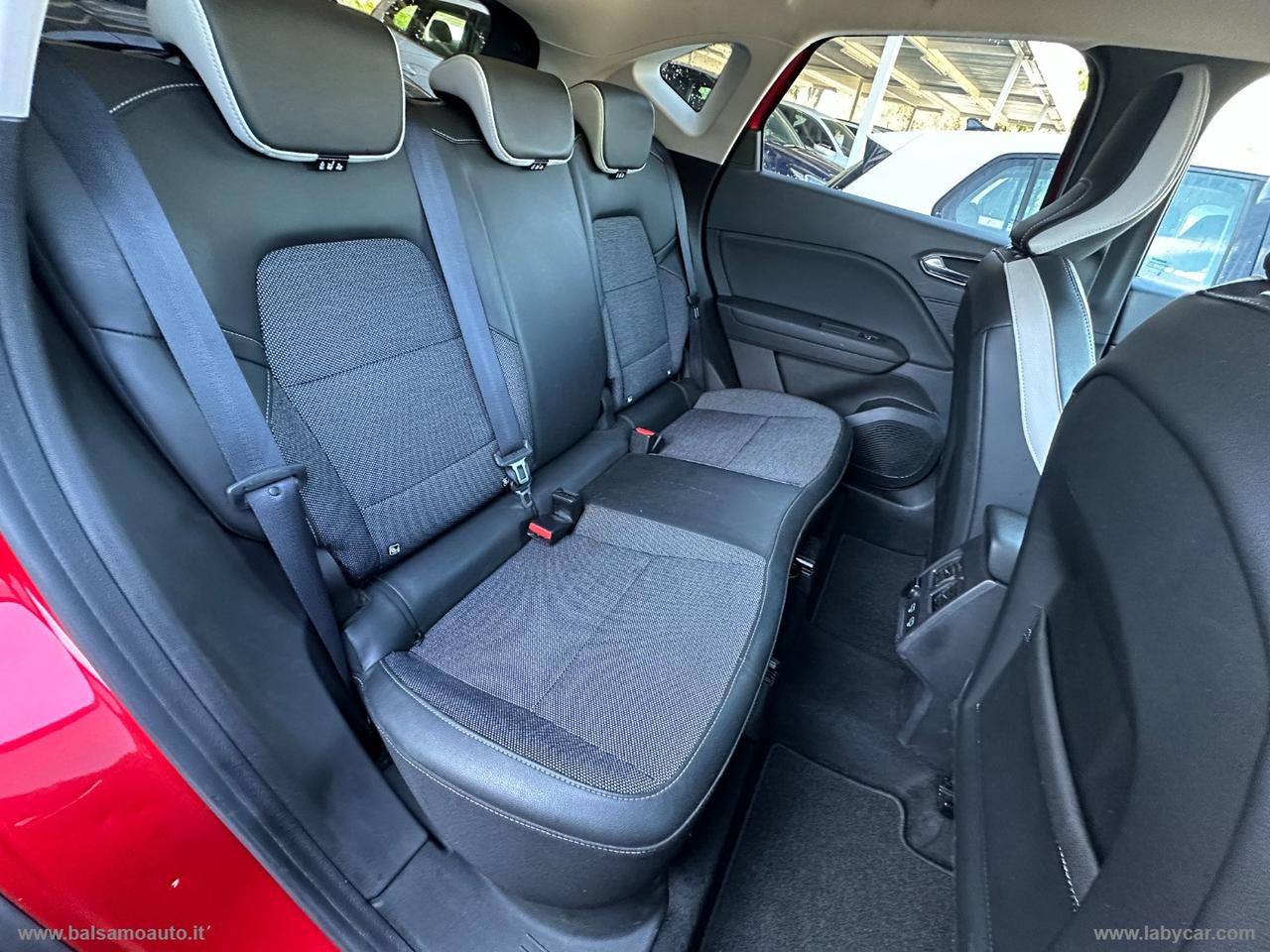 RENAULT Captur TCe 130 CV EDC FAP Intens