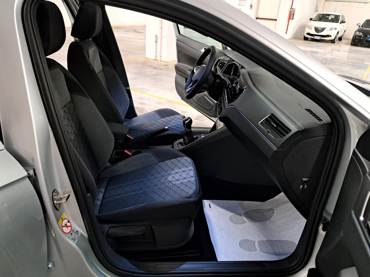Volkswagen Taigo 1000 TSI 116CV R-Line Km.0
