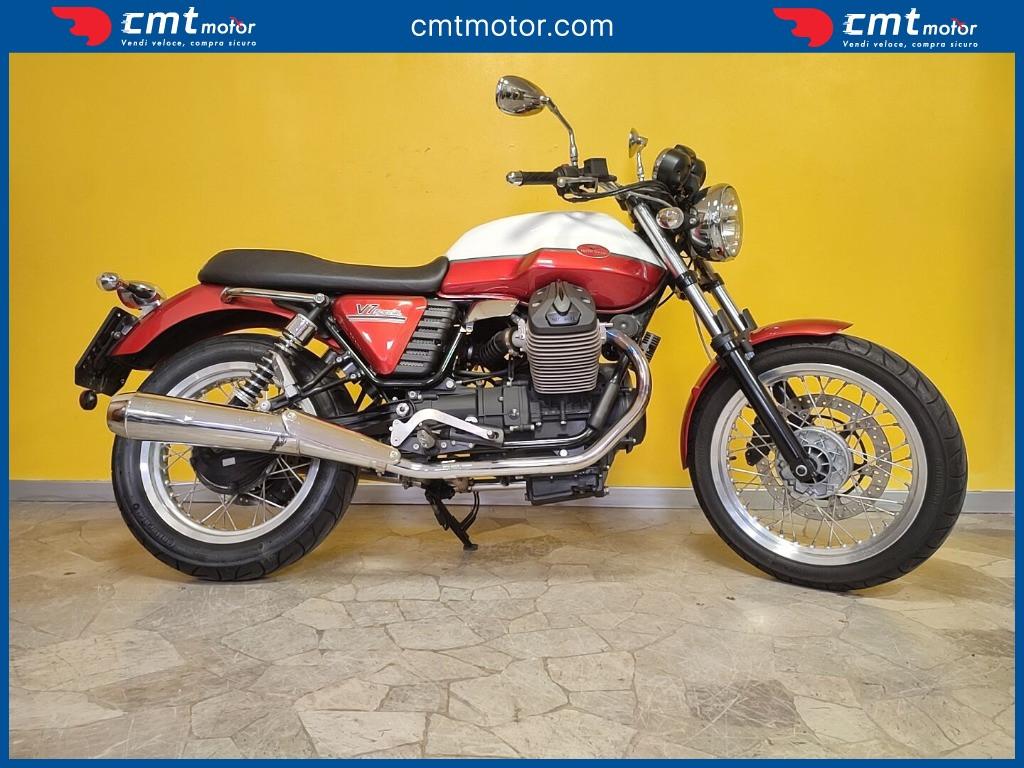 Moto Guzzi V7 - 2013