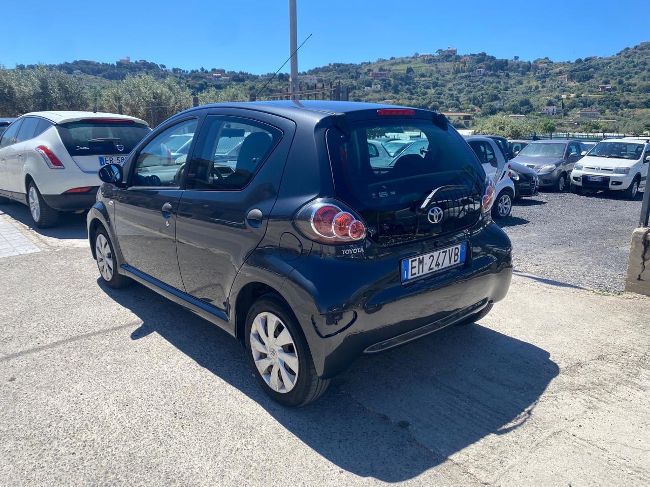 Toyota Aygo 1.0 12V VVT-i 5 porte Active