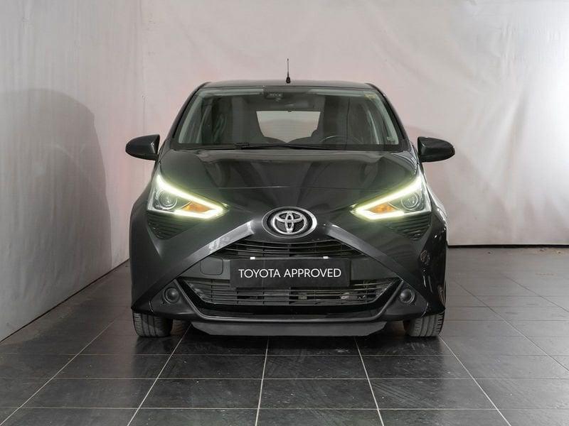 Toyota Aygo Connect 1.0 VVT-i 72 CV 5 porte x-play