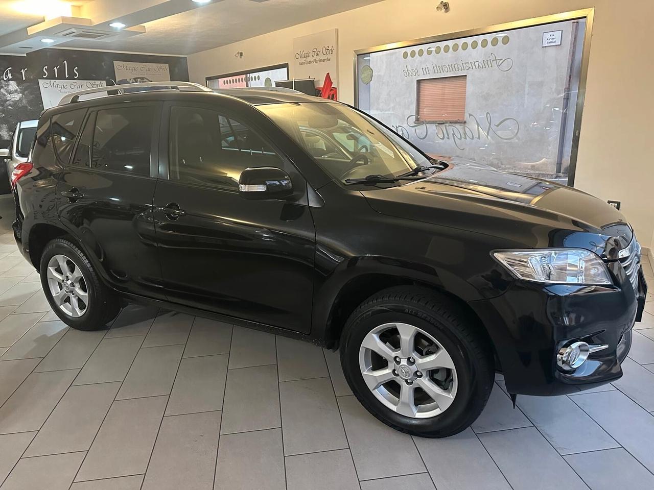 Toyota RAV 4 RAV4 Crossover 2.2 D-4D 150 CV DPF Exclusive