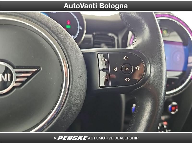 MINI Mini Mini 3p 1.5 Cooper Camden Premium Mid Package auto
