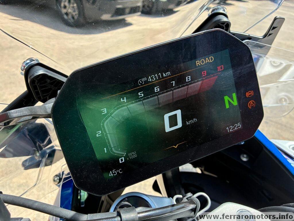 Bmw R 1300 GS adventure trophy a 239 euro al mese
