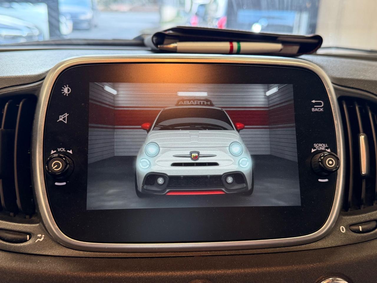 Abarth 595 1.4 Turbo T-Jet 180 CV Competizione