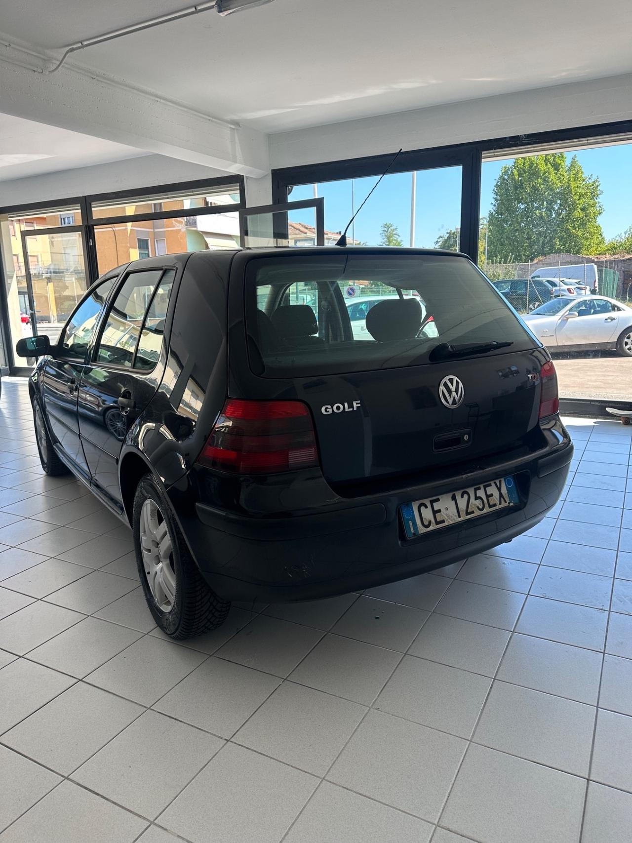 Volkswagen Golf 1.9 TDI 5p. Trendline
