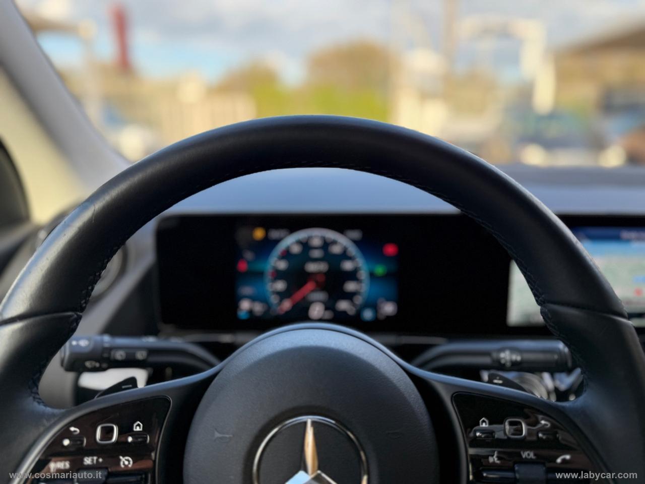 MERCEDES-BENZ GLA 200 d Automatic Business