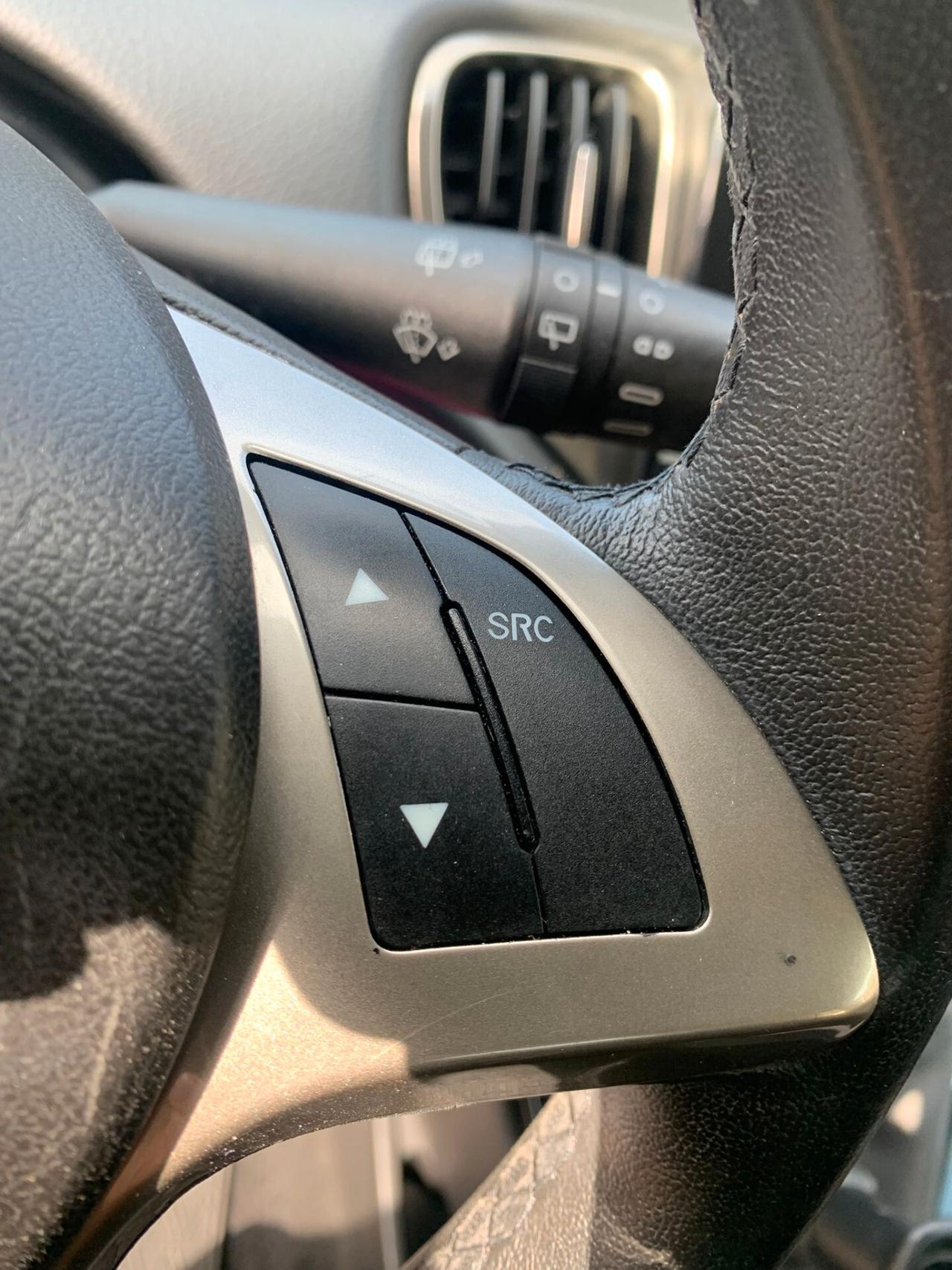 Lancia Ypsilon 1.2 69 CV 5 porte Gold
