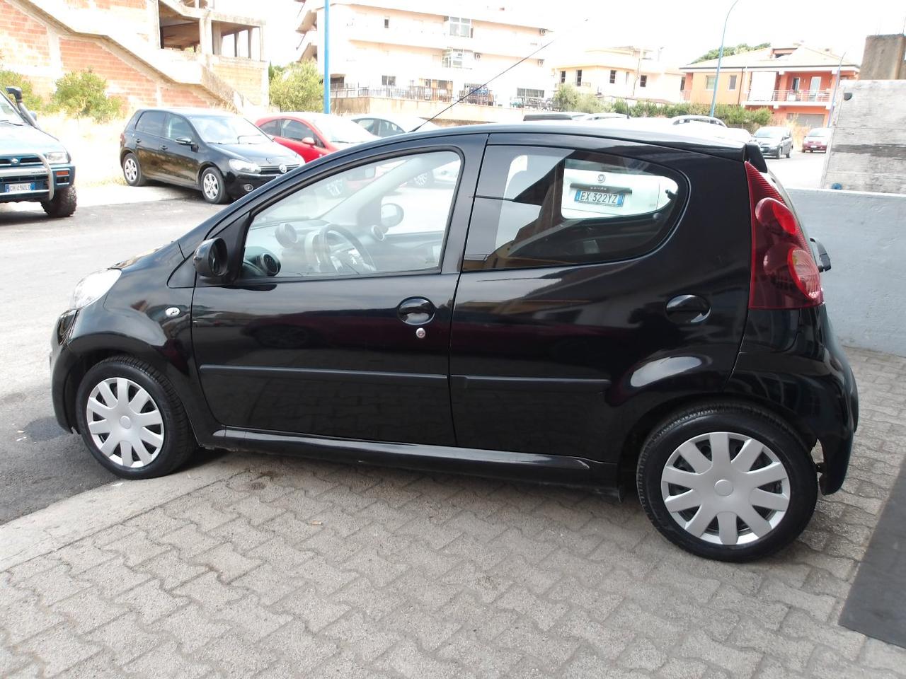 Peugeot 107 3 Porte 107 3p 1.0 12v Active 2tronic *** CAMBIO AUTOMATICO***