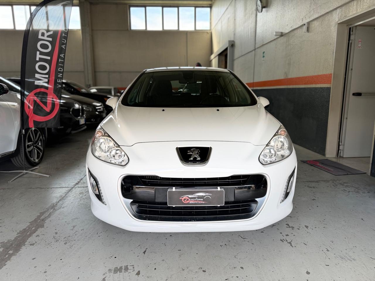 Peugeot 308 1.6 HDi 92 CV Active NEOPATENTATI
