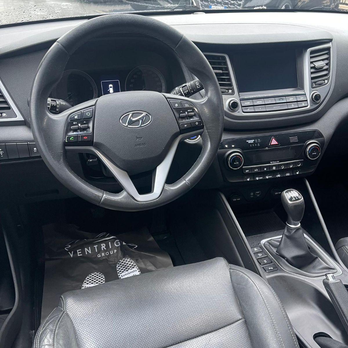 HYUNDAI - Tucson - 1.7 CRDi XPossible