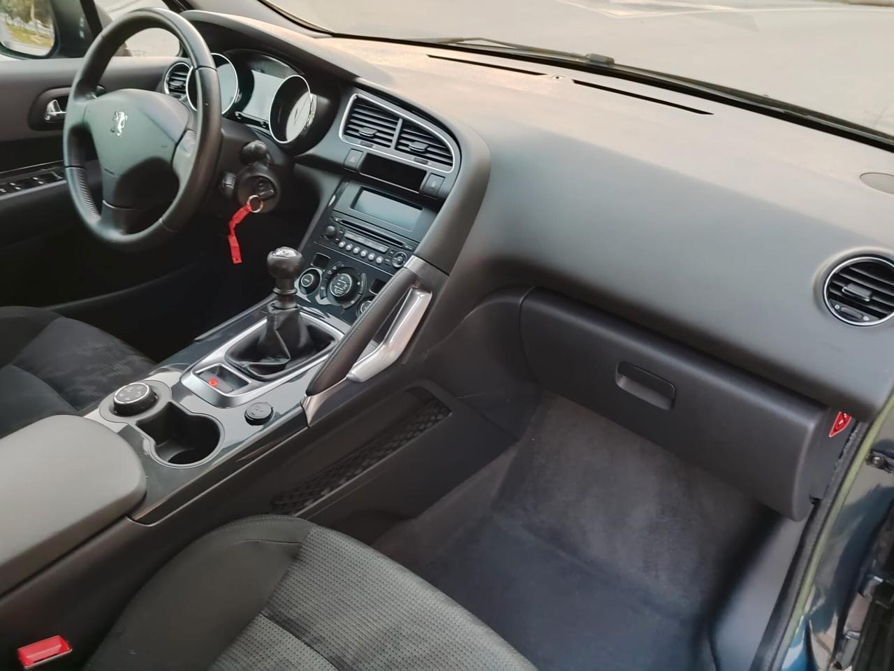 Peugeot 3008 1.6 HDi 112CV Active 2012!!