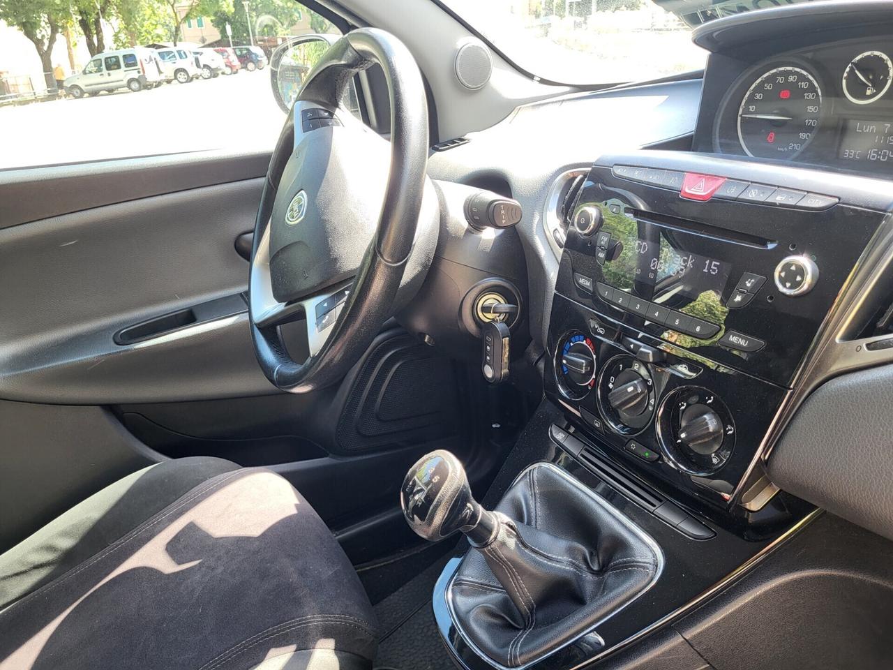 LANCIA Y 1,3 Mjet PLATINUM-UNICA PROPR-4 REVISIONI