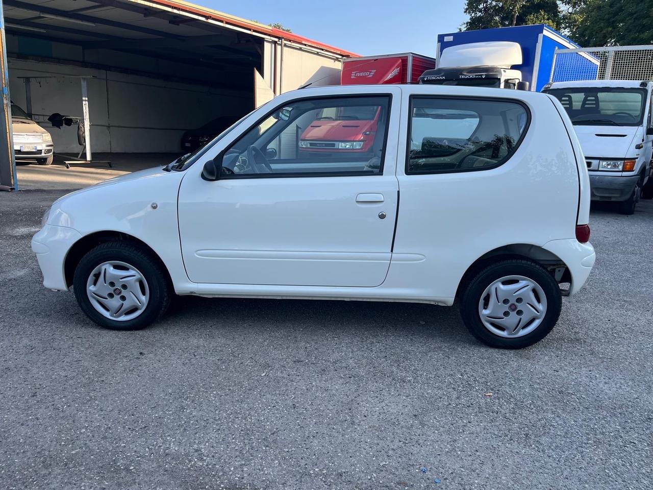 Fiat 600 1100 benz-km 28000-full-2010