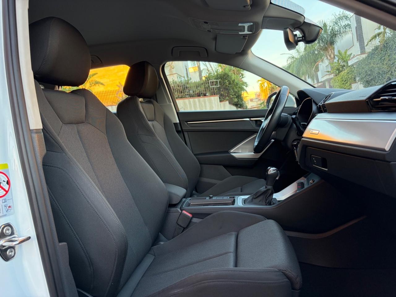 Audi Q3 SPB 35 TDI S tronic line edition unico proprietario!!!