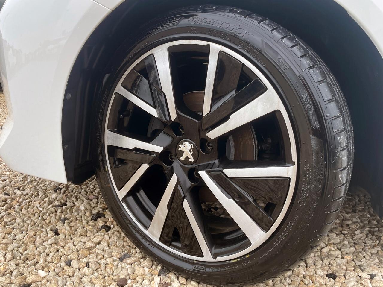 Peugeot 208 BlueHDi 100 Stop&Start 5 porte Allure