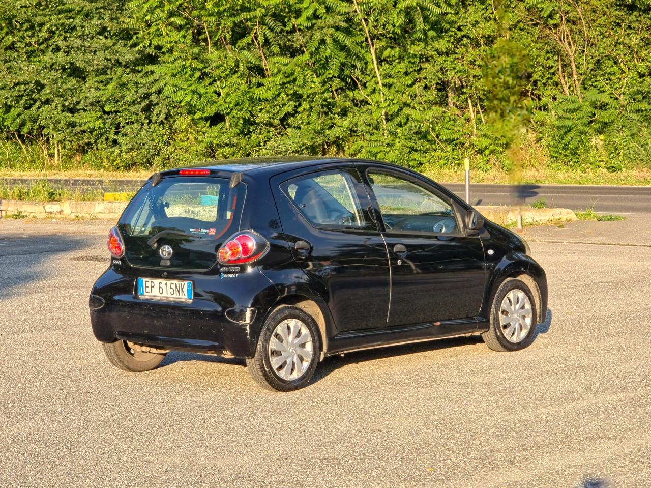 Toyota Aygo 1.0 12V VVT-i 5 porte Lounge Connect CV-68 E5B Manuale NEO 2012