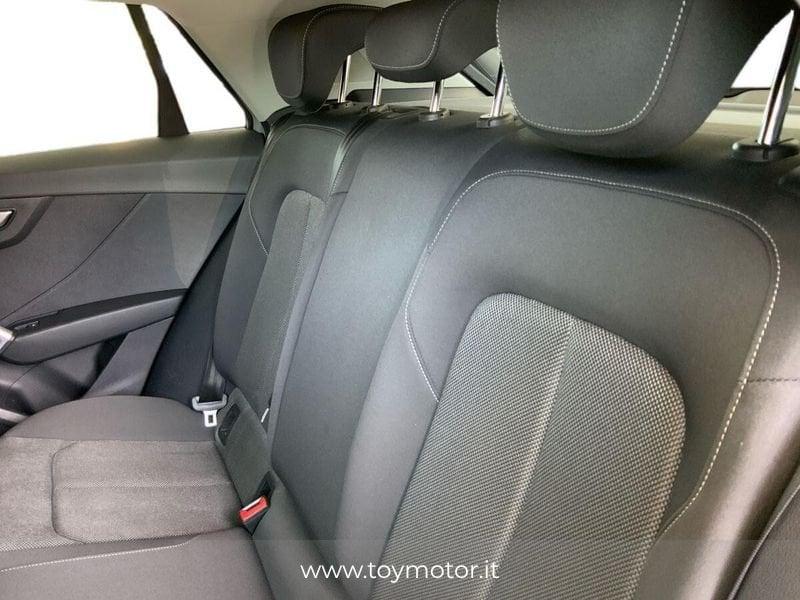 Audi Q2 30 TDI S tronic Identity Black