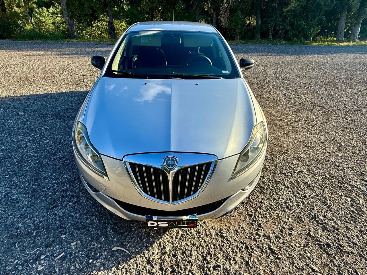Lancia Delta 1.6 MJT Platino