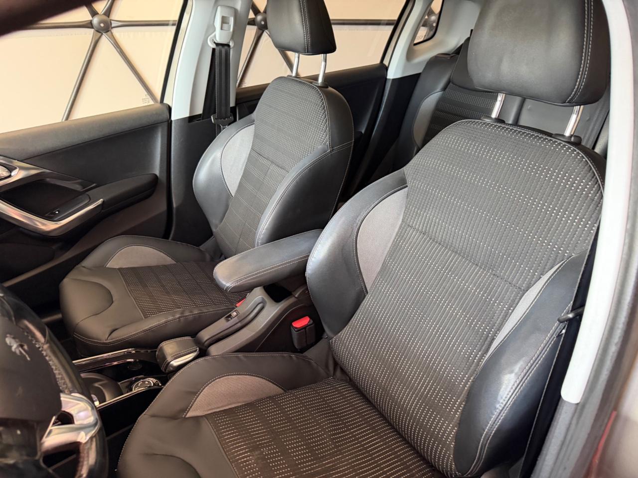 Peugeot 2008 PureTech Turbo 110 EAT6 S&S Allure