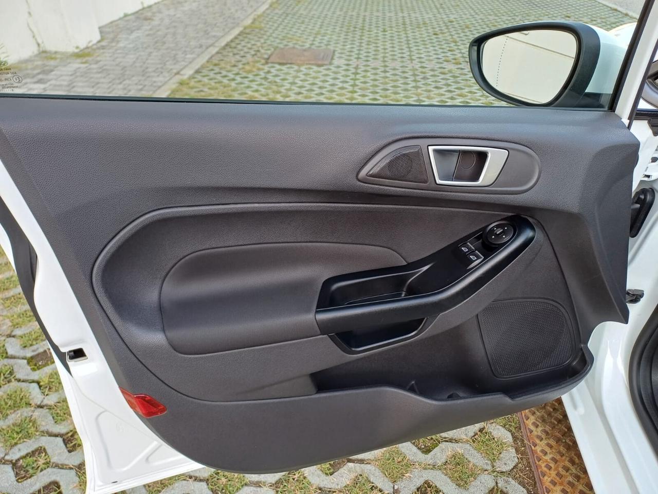 Ford Fiesta 1.2 60 cv 5 porte Plus