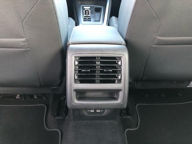 VOLKSWAGEN Golf Variant 2.0 TDI SCR DSG Life OK NEOPATENTATI