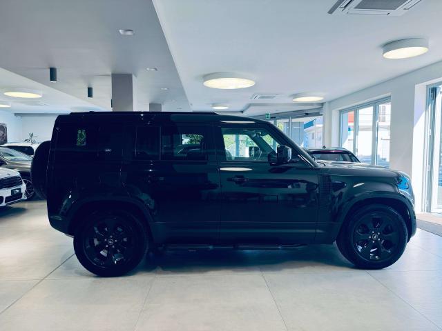 Land Rover Defender 110 3.0d i6 mhev S awd 200cv auto BLACK