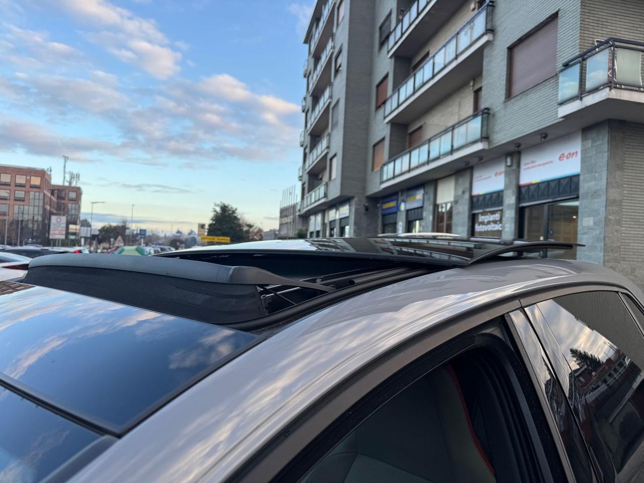 Volkswagen Golf GTI Golf 2.0 tsi GTI 245cv d #8353