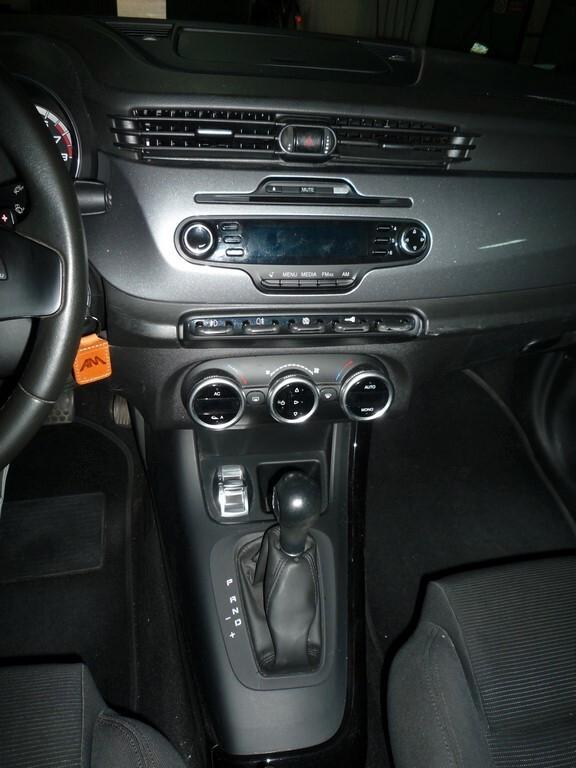 Alfa Romeo Giulietta 1.4 Turbo MultiAir TCT Distinctive