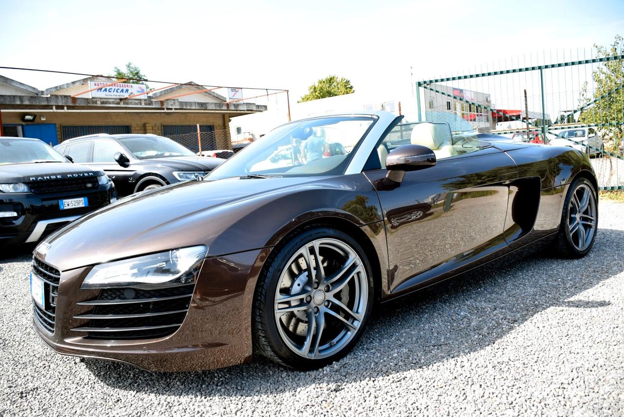 Audi R8 Spyder 4.2 V8 FSI 430CV quattro R-tronic KM CERTIFICATI