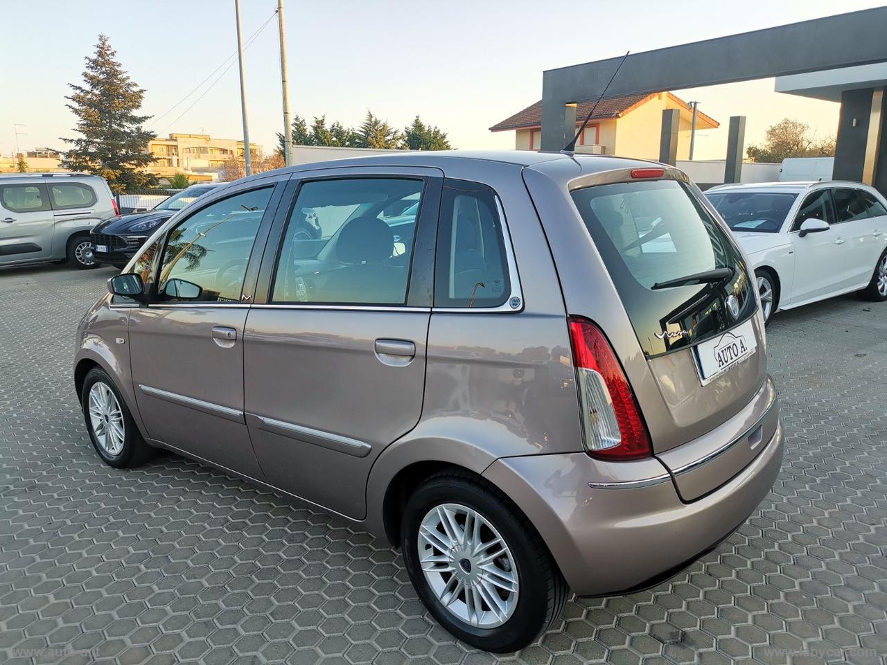 LANCIA Musa 1.6 MJT Platino