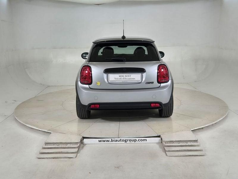 MINI Full Electric Mini F56 2021 Mini 3p Cooper SE Classic auto