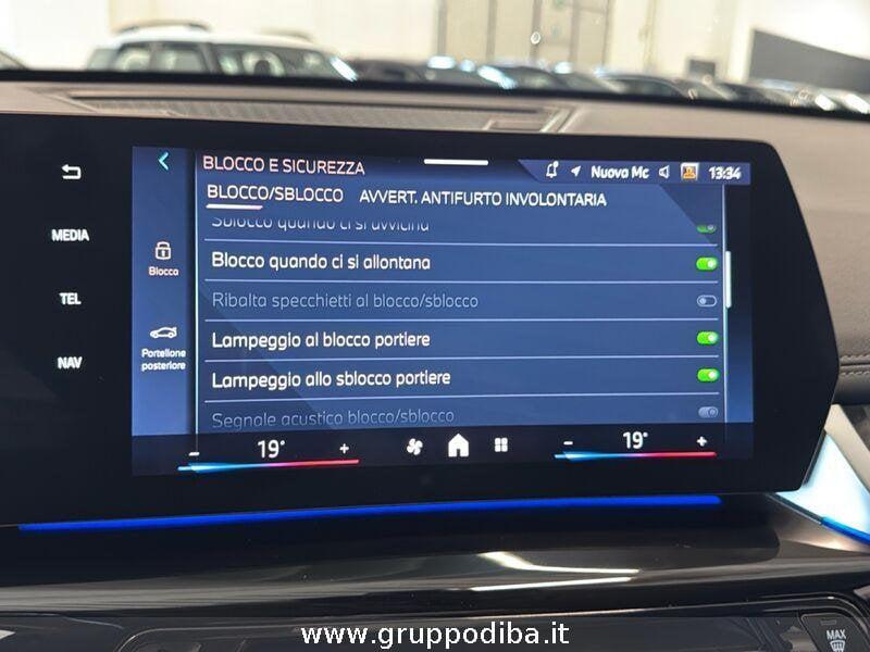 BMW X1 U11 sdrive18d X-Line auto