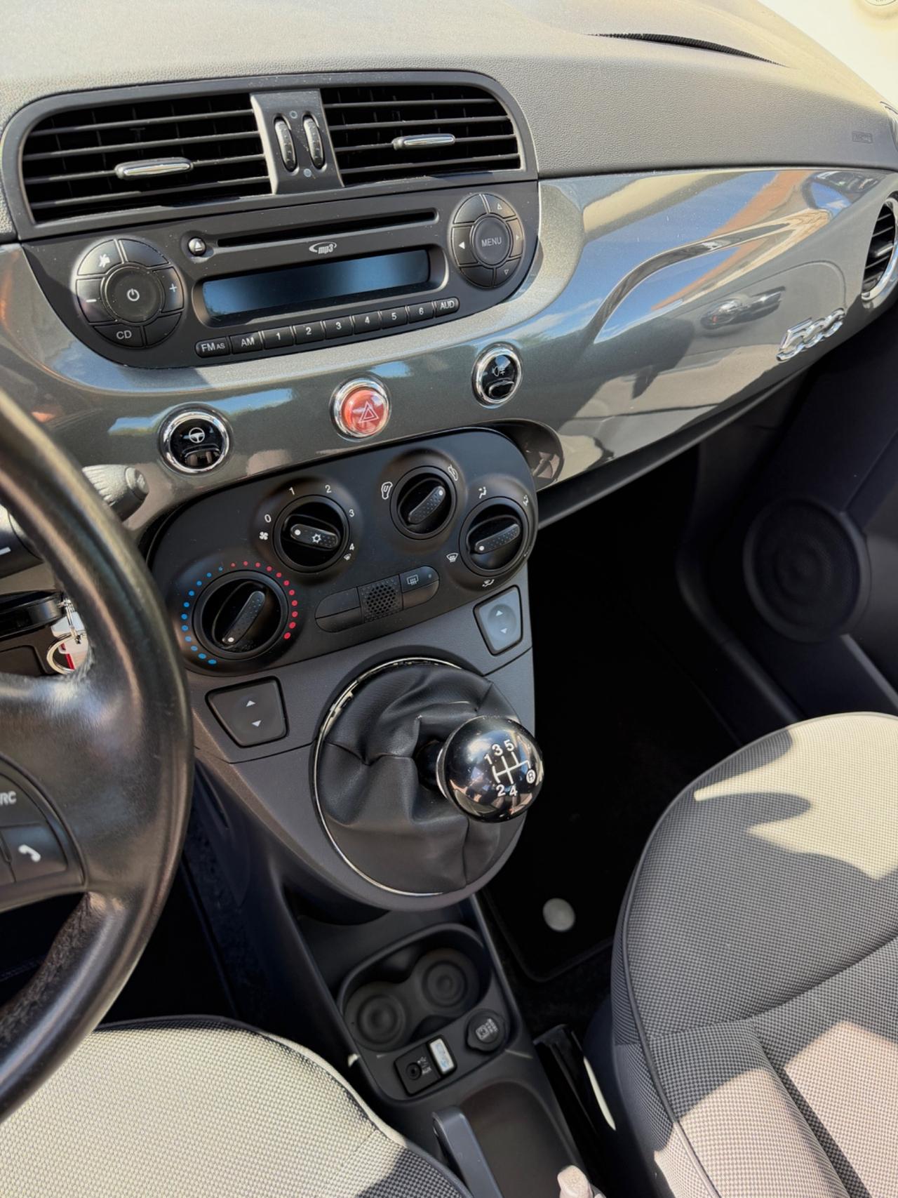 Fiat 500 1.2 Benz 69CV Lounge 10/2013