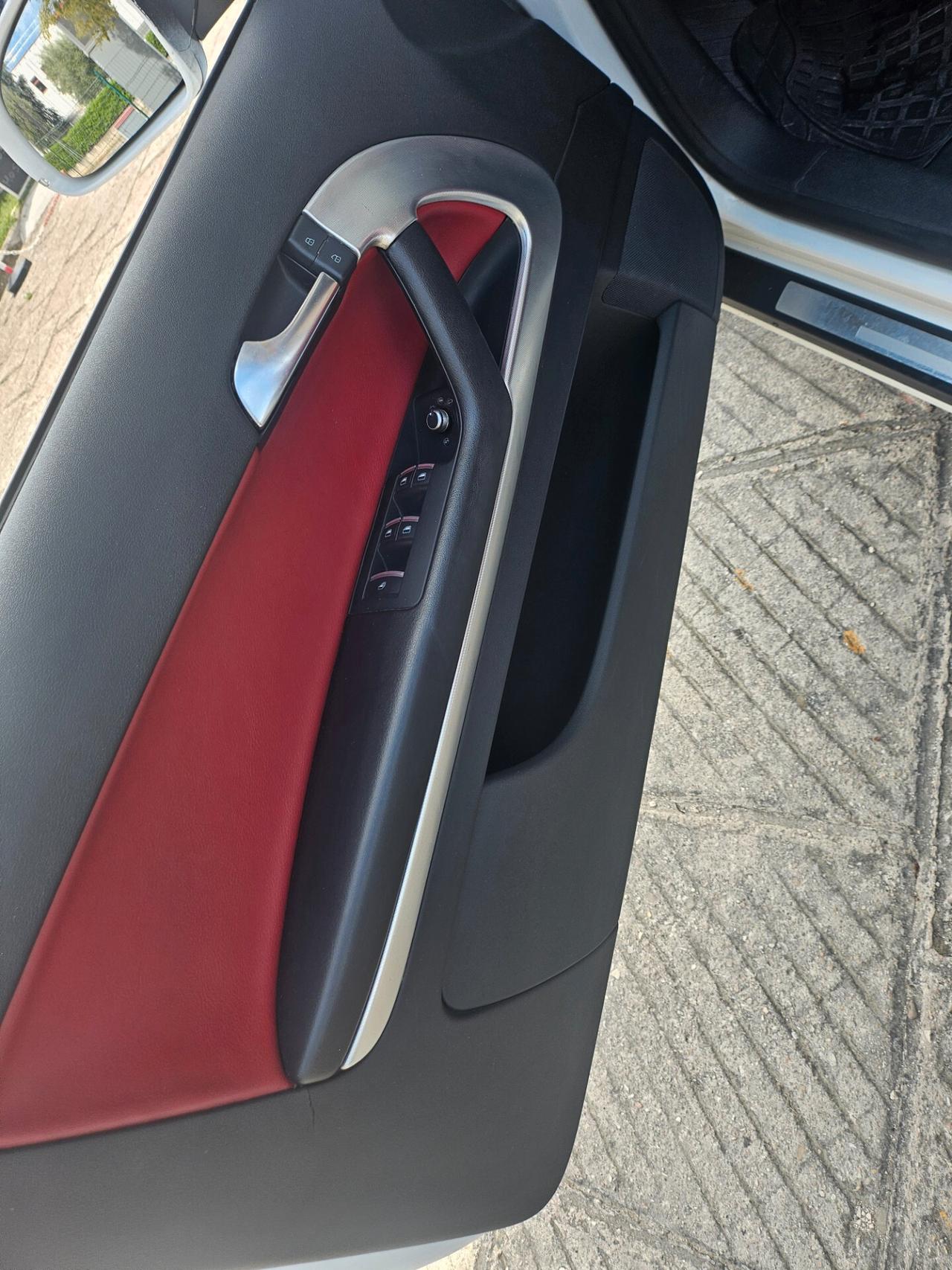 Audi A3 Cabrio 1.6 TDI 105 CV CR Ambition