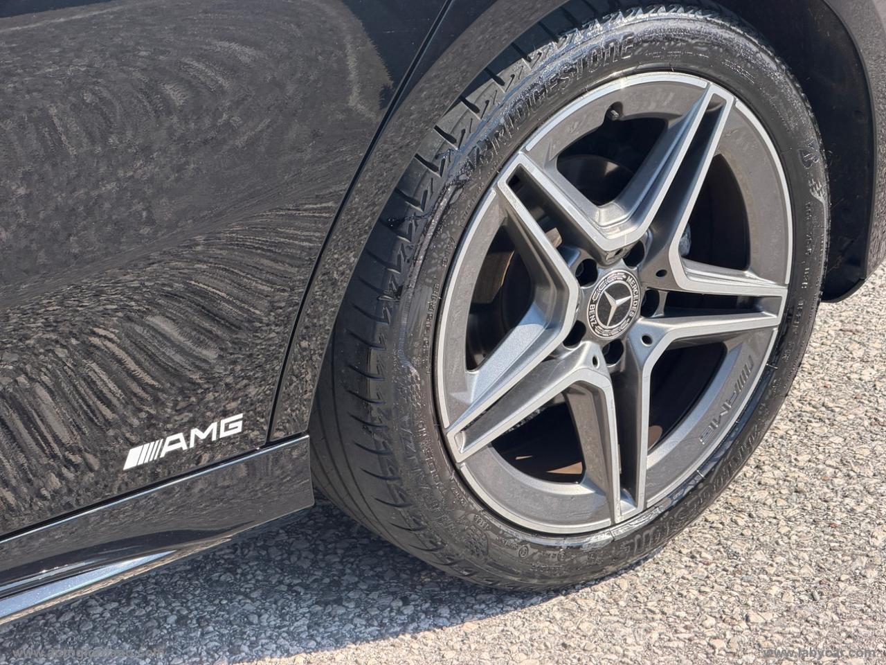 MERCEDES-BENZ A 160 Premium AMG LINE