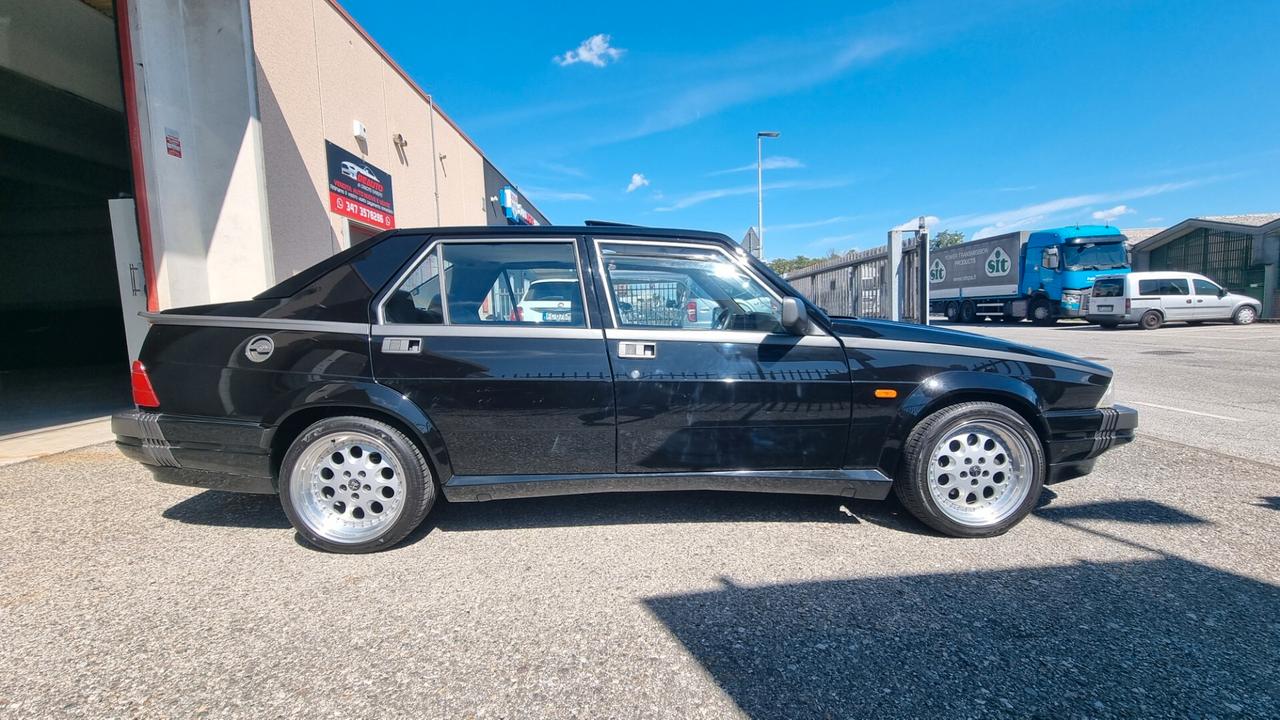 Alfa Romeo 75 1.8i turbo America