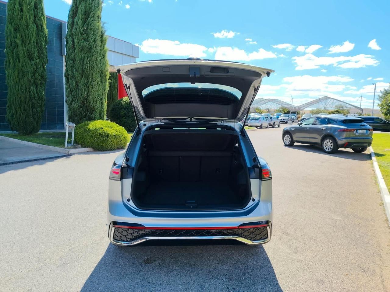 Volkswagen Tiguan 2.0 TDI 150 CV DSG R-Line