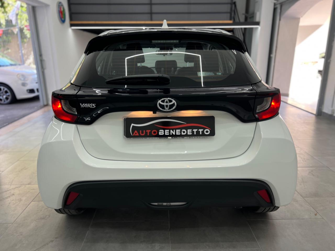 Toyota Yaris 1.0 5 porte Active 2023