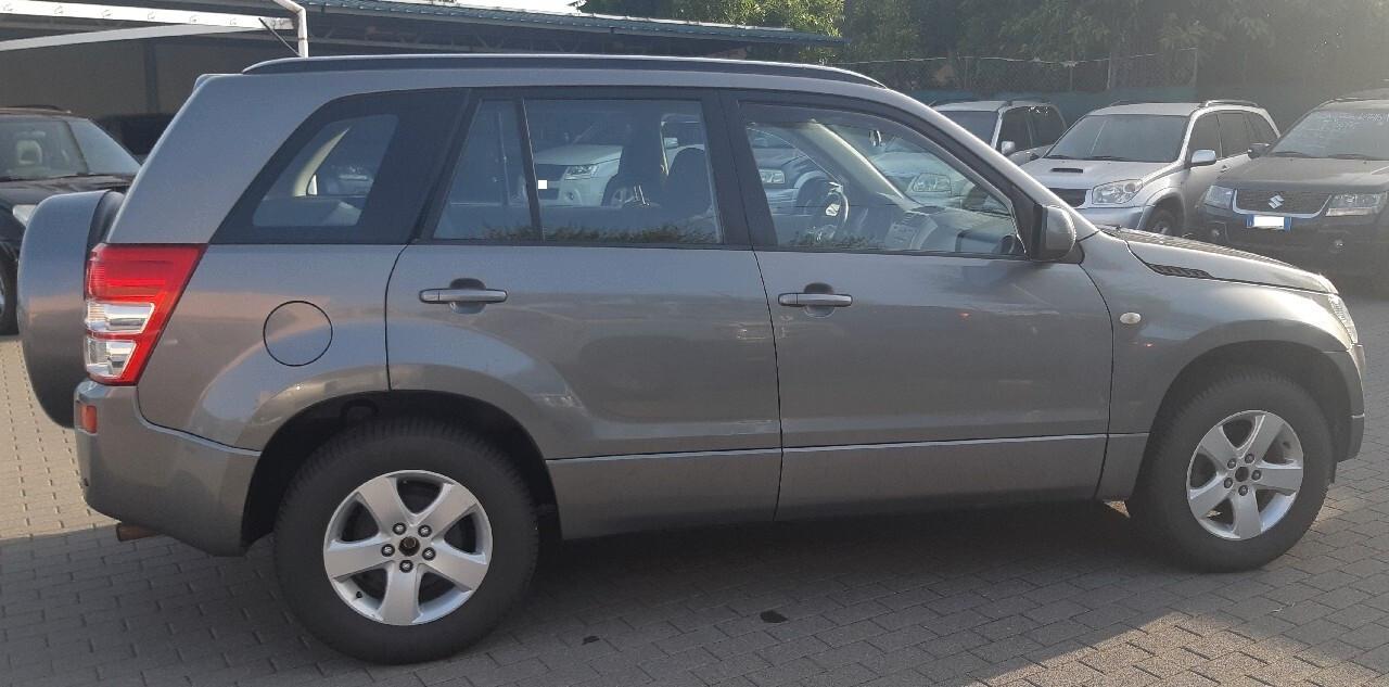 Suzuki Grand Vitara 2.0i 16V 5P AUT. - GPL -